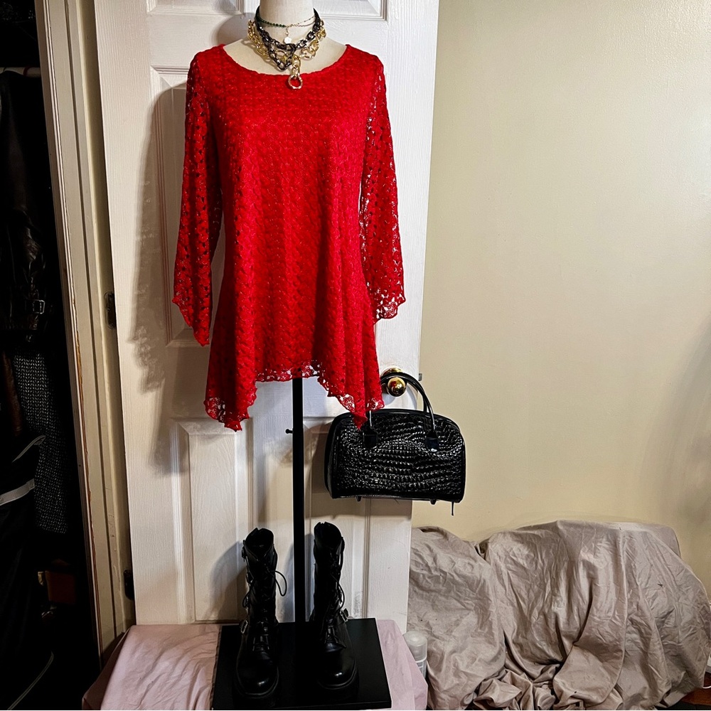 Brittany Black Y2K Red Crochet Asymmetric Boho Whimsigoth‎ Tunic Top M